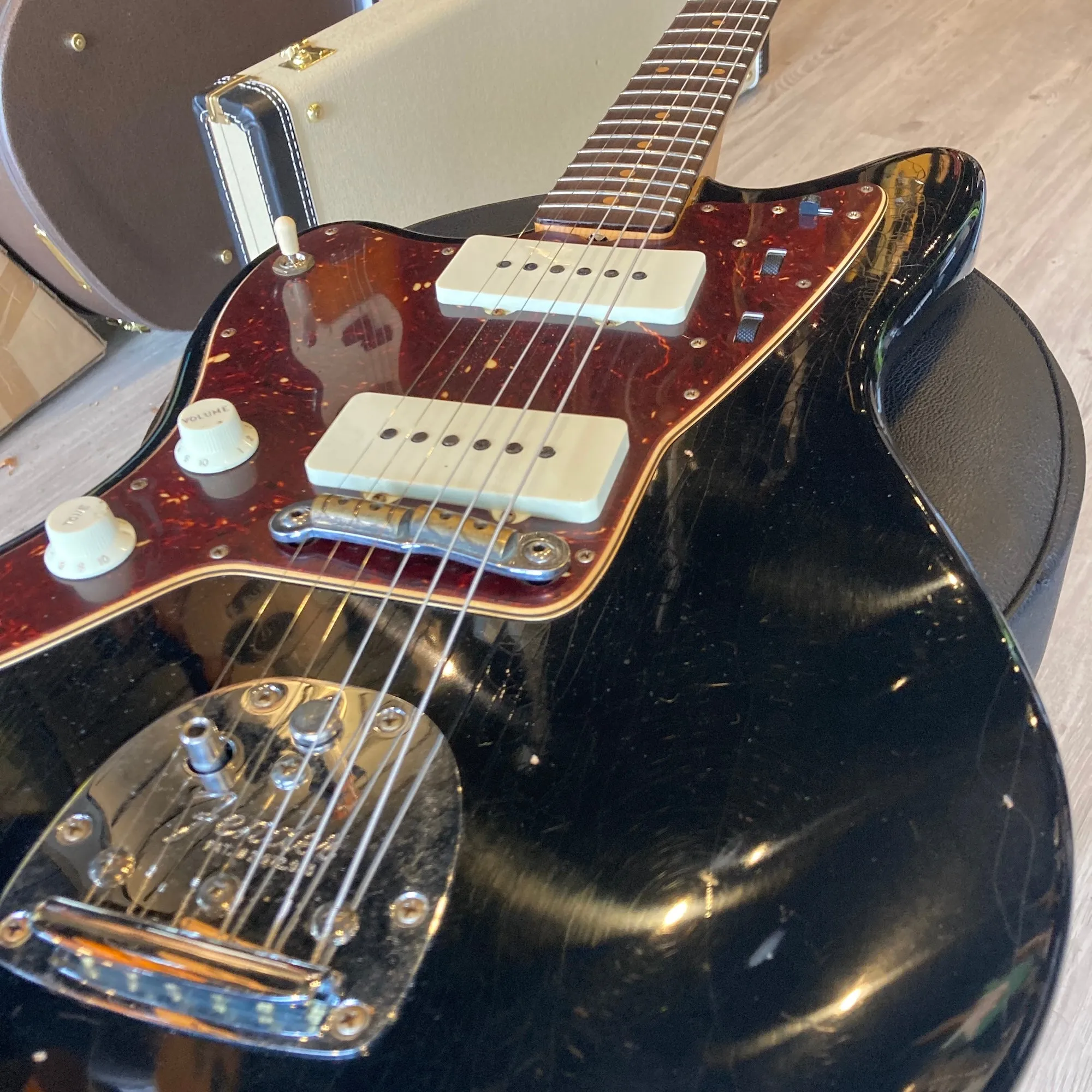 2022 Fender Custom Shop 1962 Jazzmaster - Black, Journeyman Relic - Left Handed