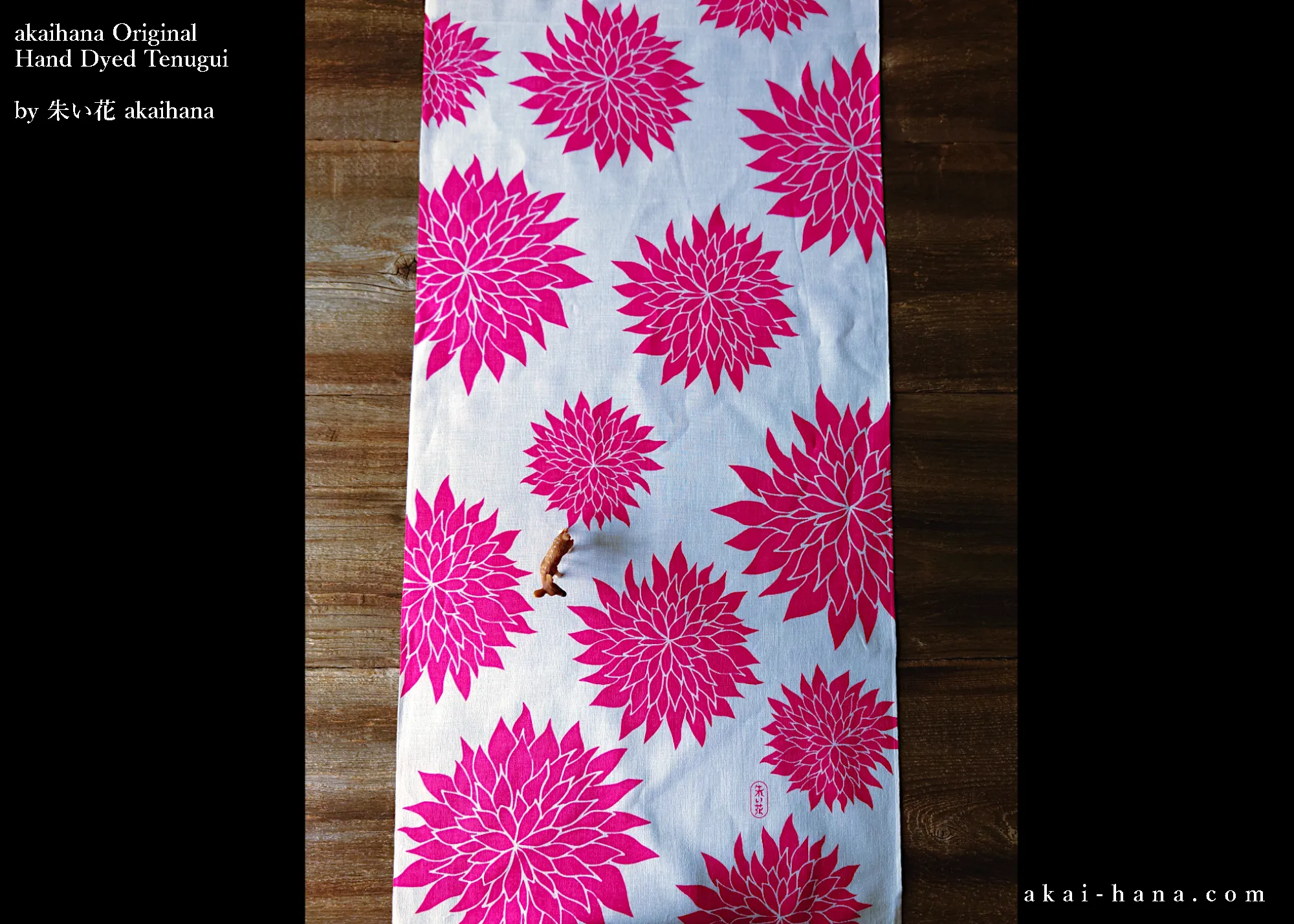 akaihana Original Tenugui, Dahlia Pink, Japanese Hand Dyed ⦿tnor0004