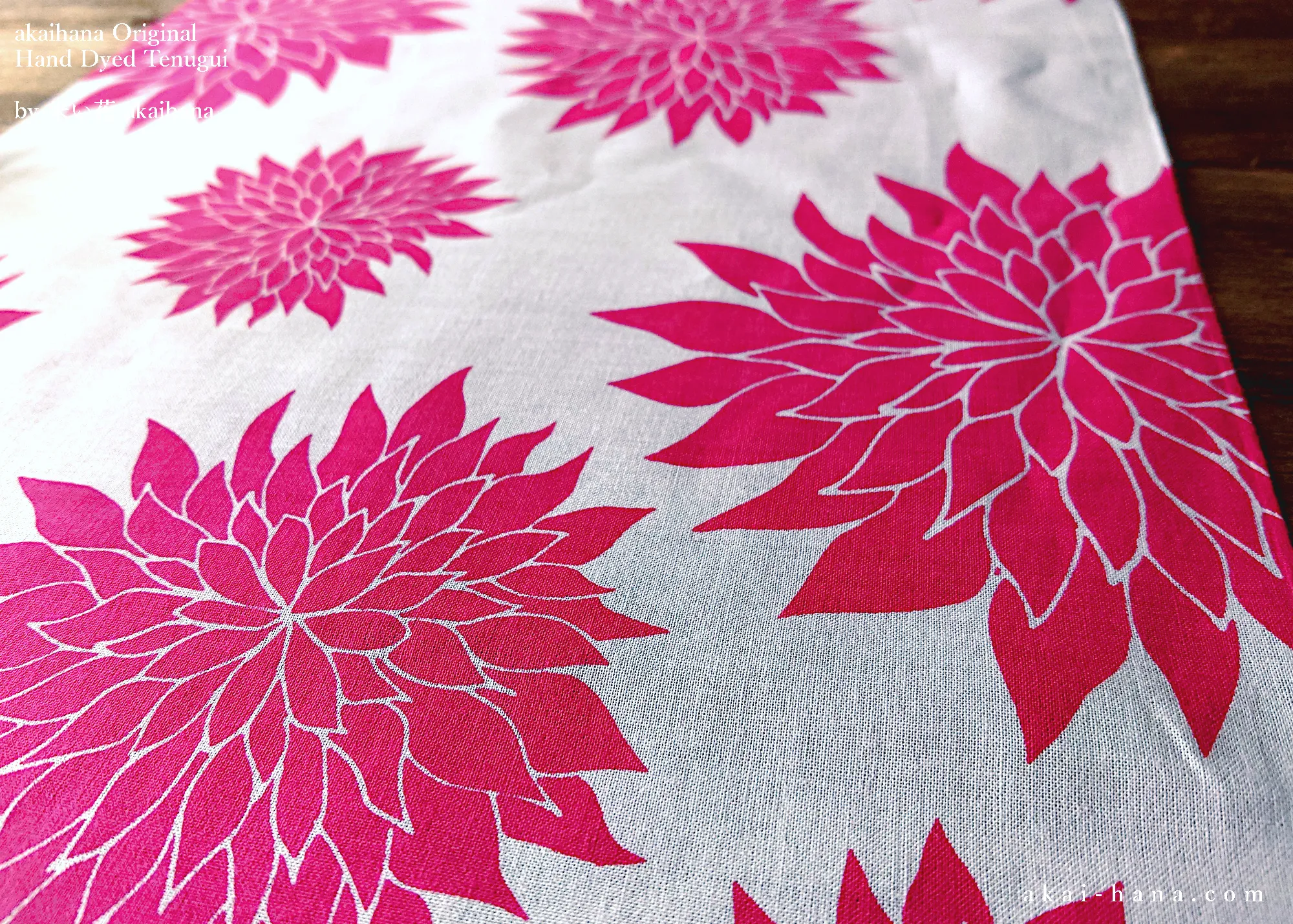 akaihana Original Tenugui, Dahlia Pink, Japanese Hand Dyed ⦿tnor0004