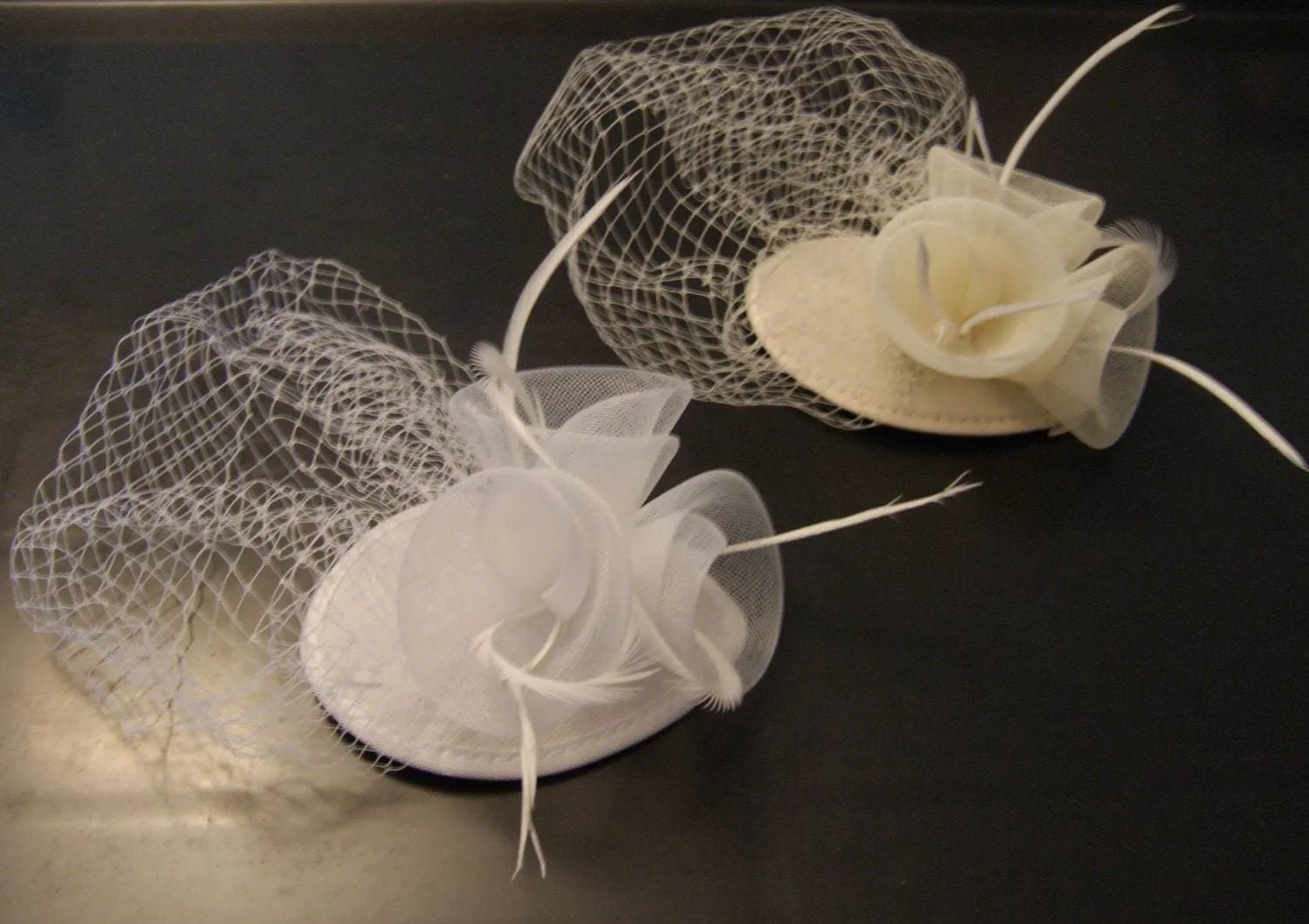 Bridal Birdcage veil Feather Fascinator White, Ivory Wedding  veil Hat