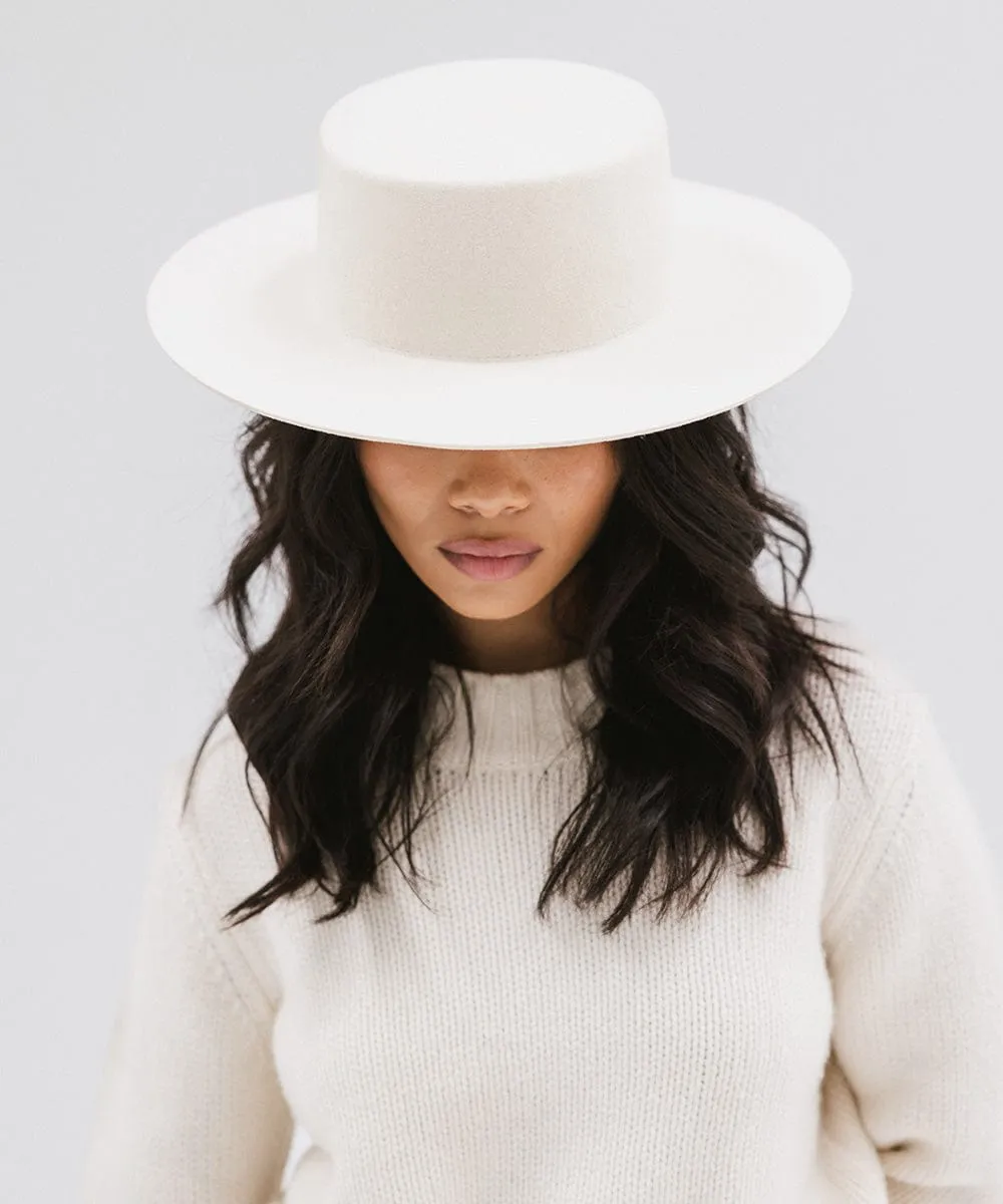 Dahlia Boater - Off White BLEMISHED