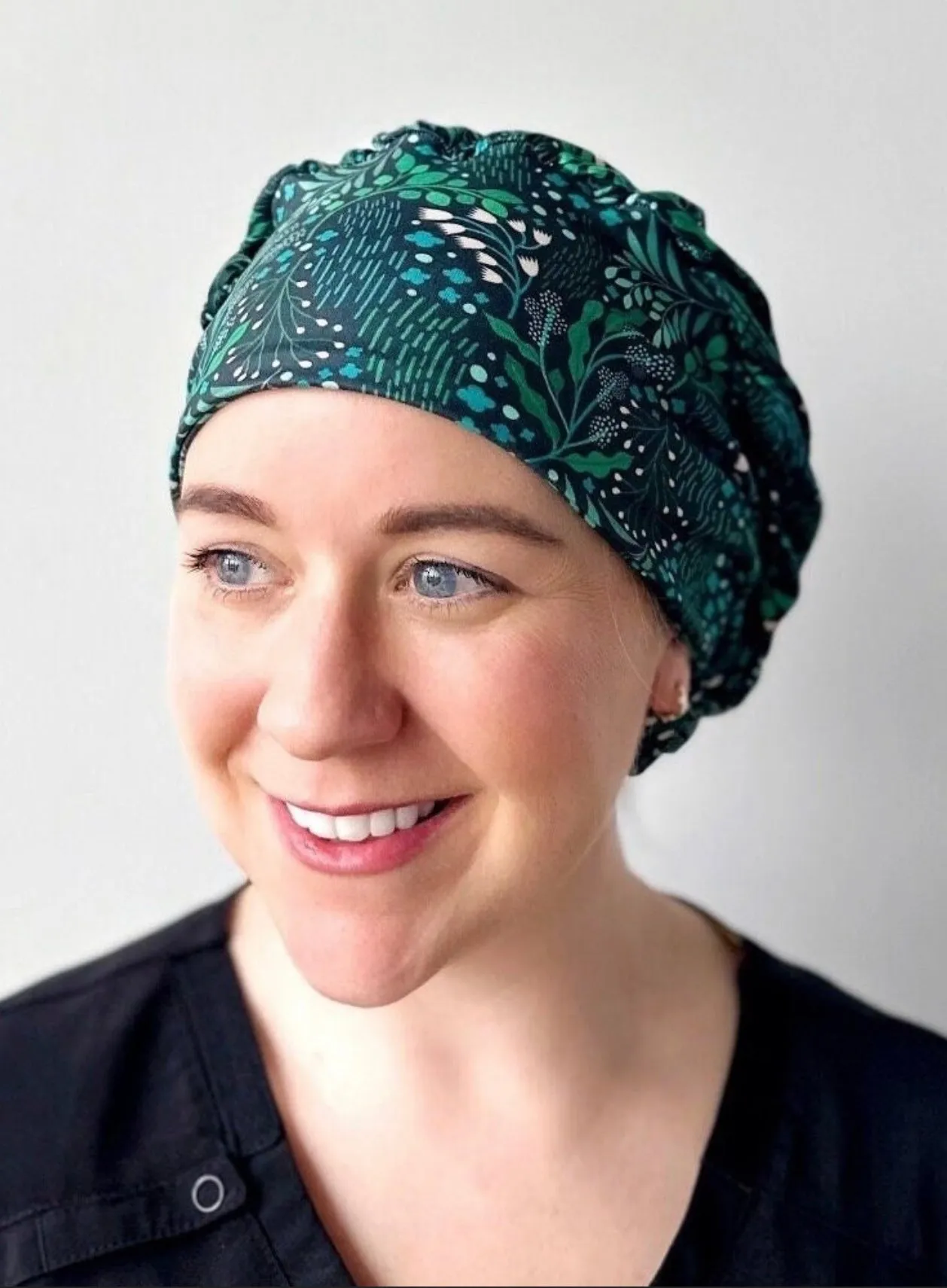 DuoStyle Scrub Hat - Green & Blue Winter