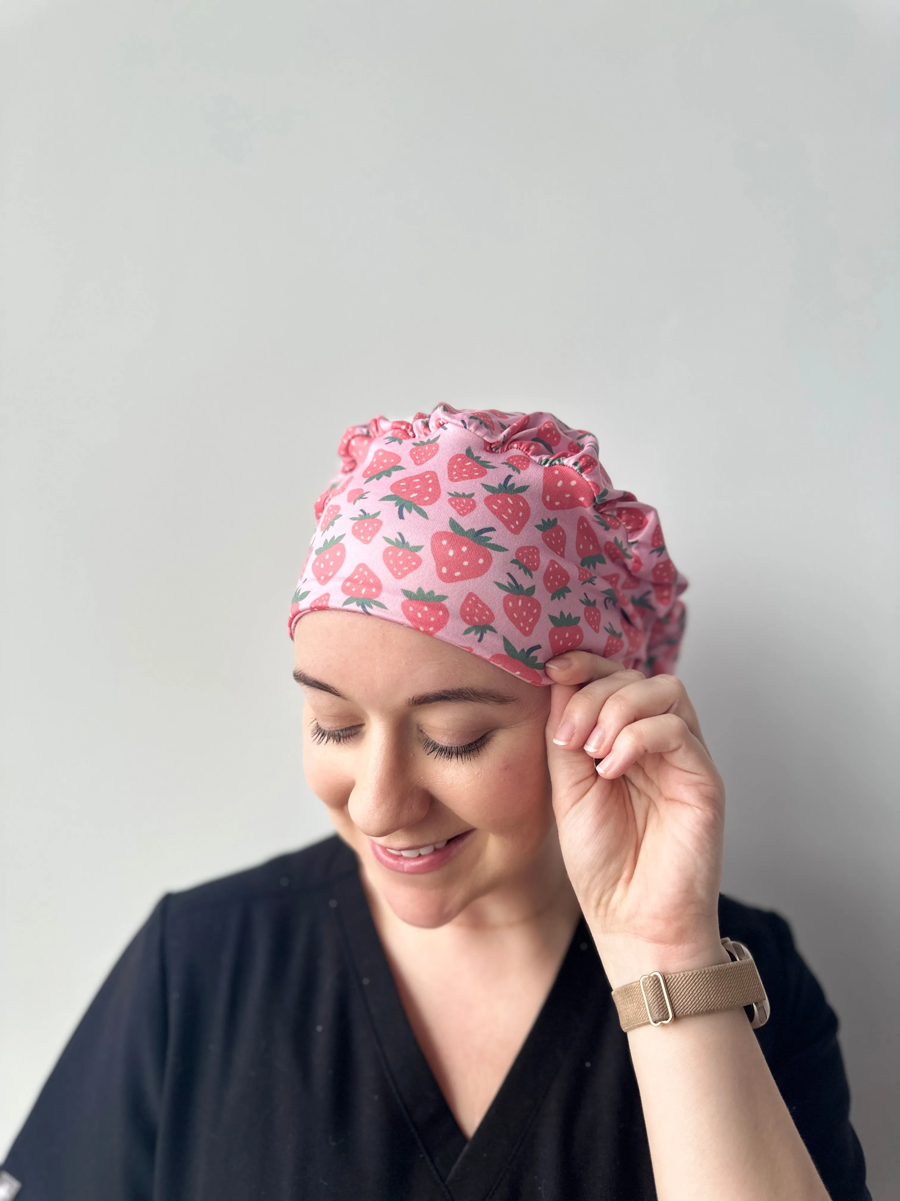 DuoStyle Scrub Hat - Strawberries