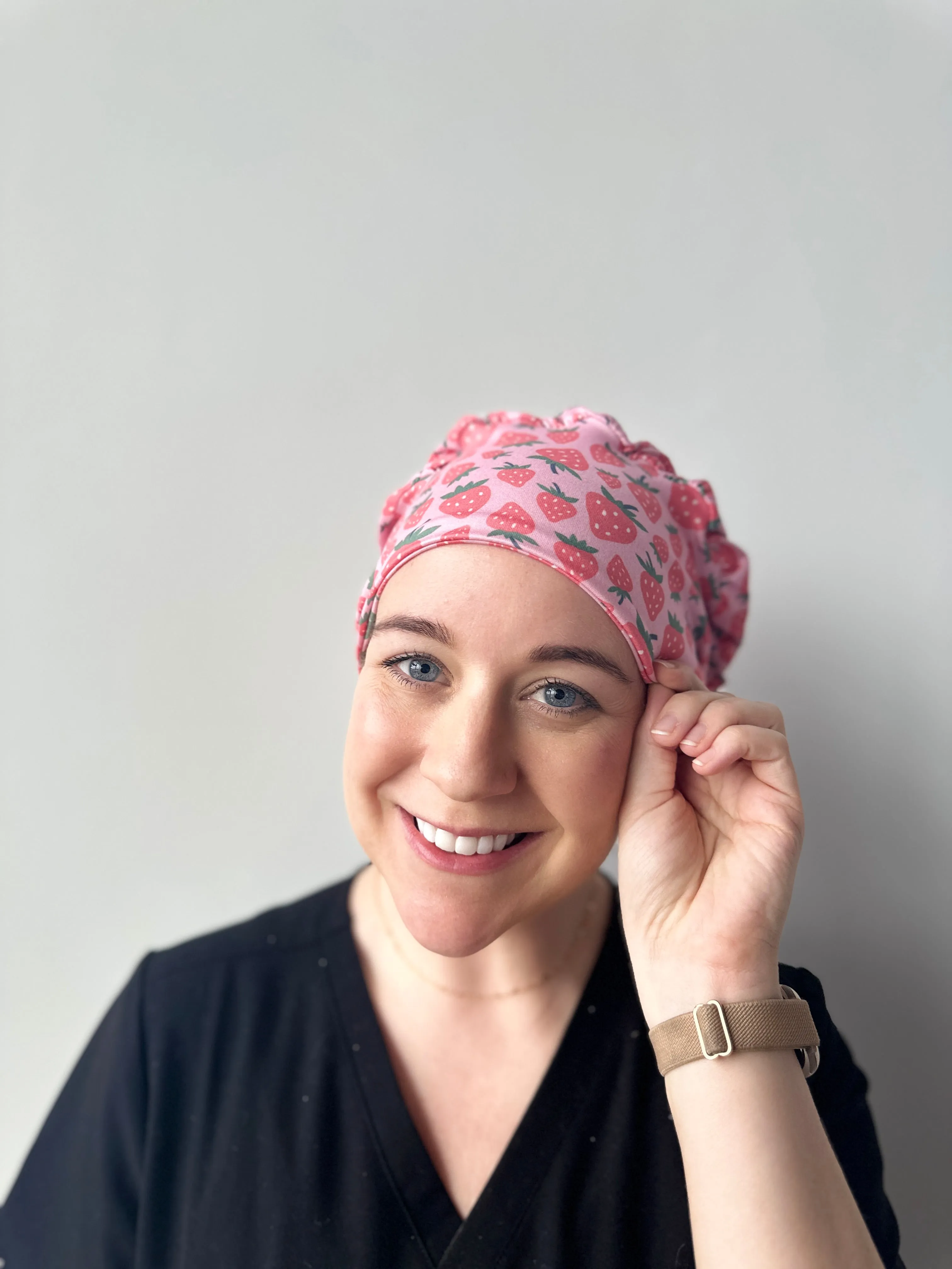 DuoStyle Scrub Hat - Strawberries
