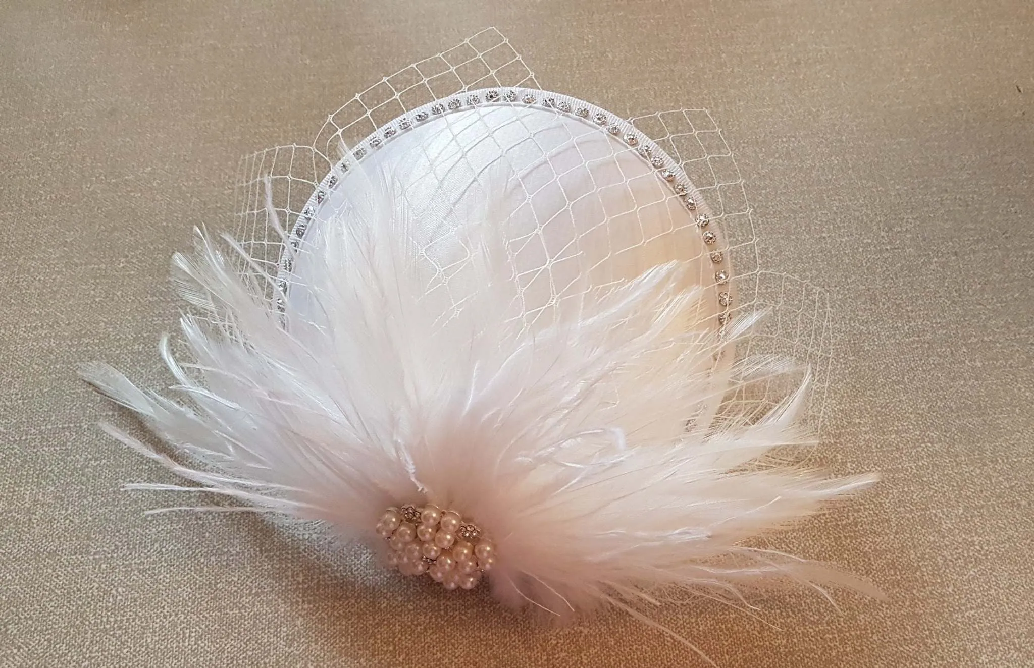 Hat fascinator Bridal fascinator #Feather hat fascinator White Ivory netting Wedding hair accessory