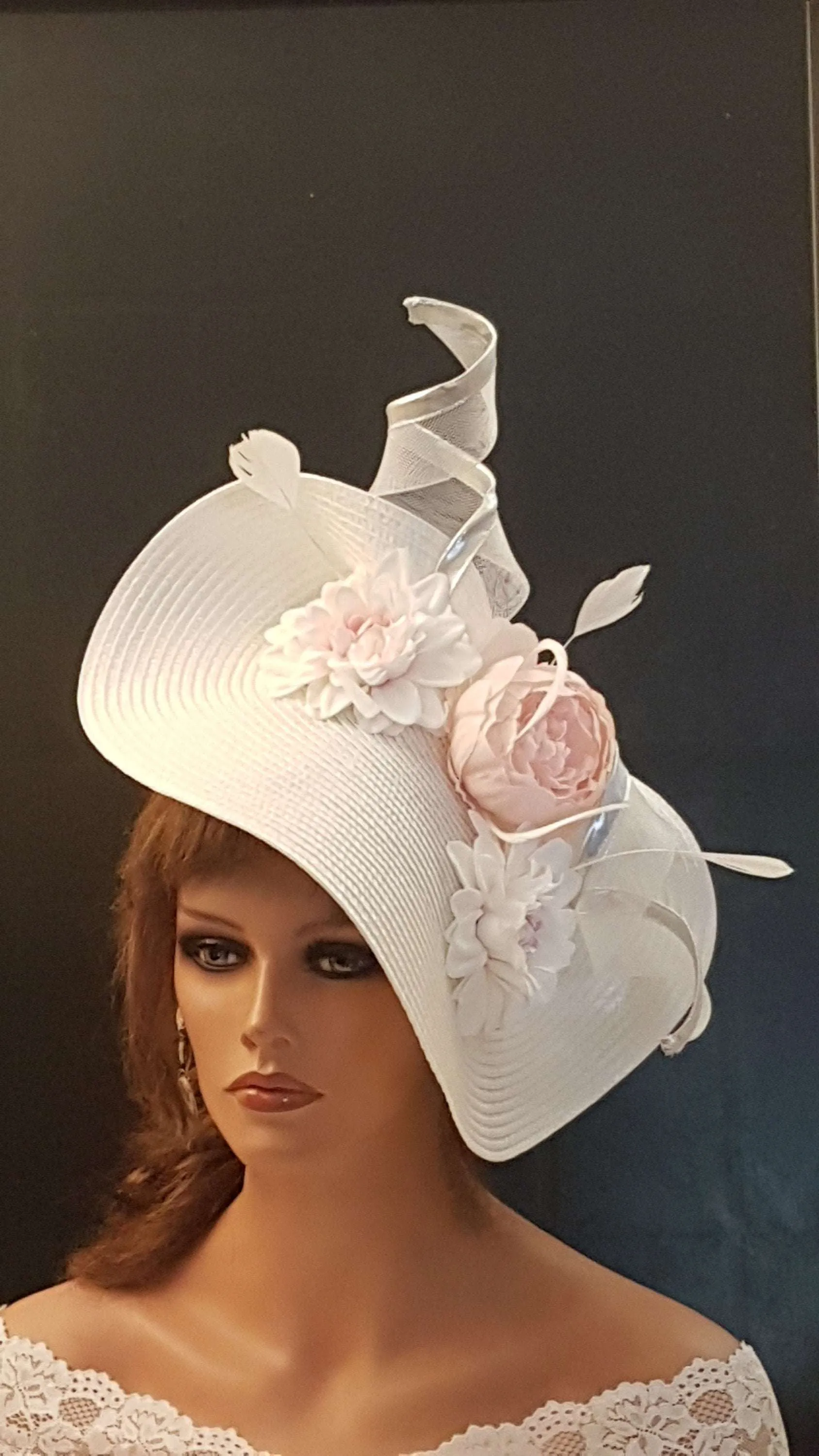 Hats & Fascinators for Mother of the Bride Pink & White hat fascinator large saucer Hatinator Kentucky Derby Ascot Race Wedding Cocktail Party hat