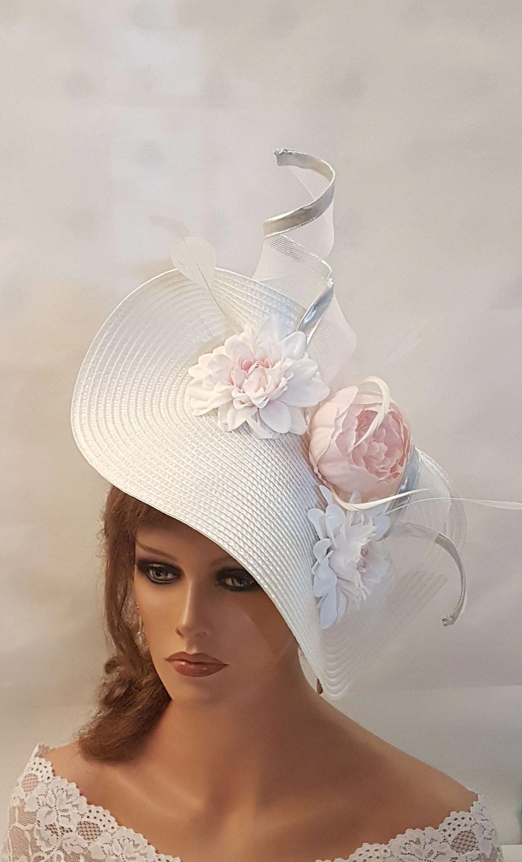 Hats & Fascinators for Mother of the Bride Pink & White hat fascinator large saucer Hatinator Kentucky Derby Ascot Race Wedding Cocktail Party hat