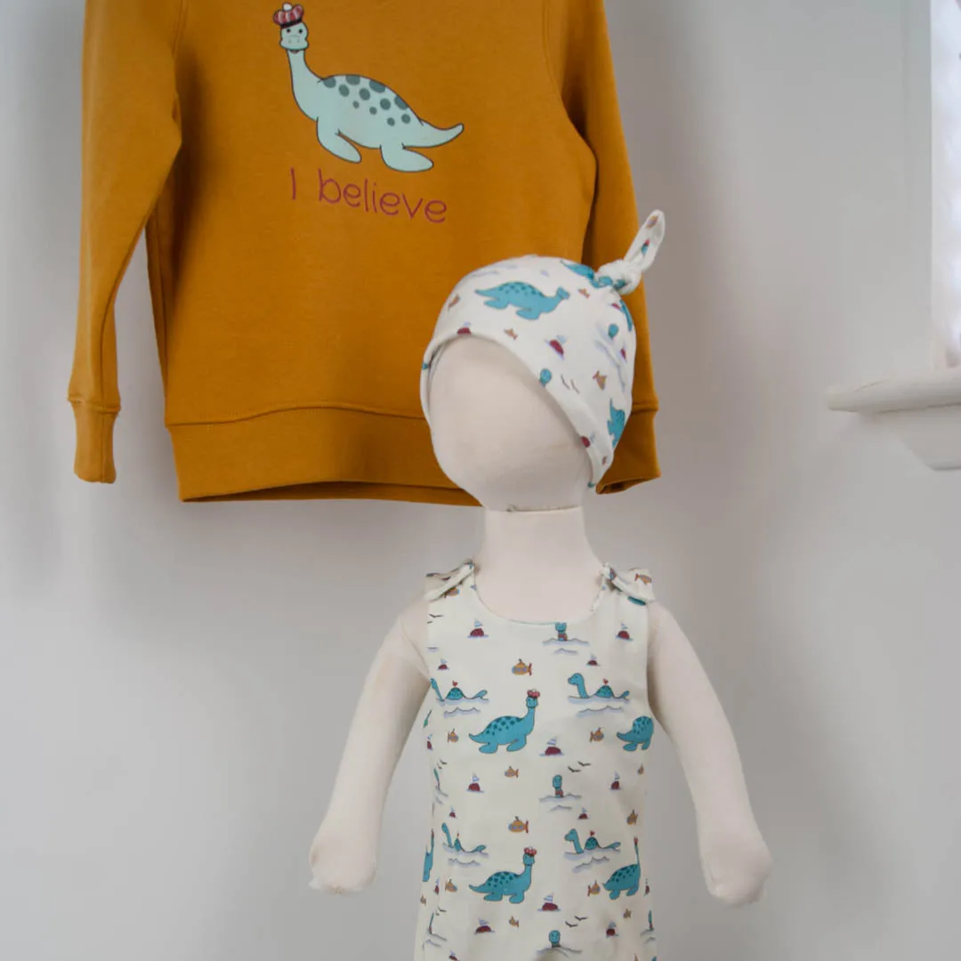 Hunt for Nessie Knotted Hat