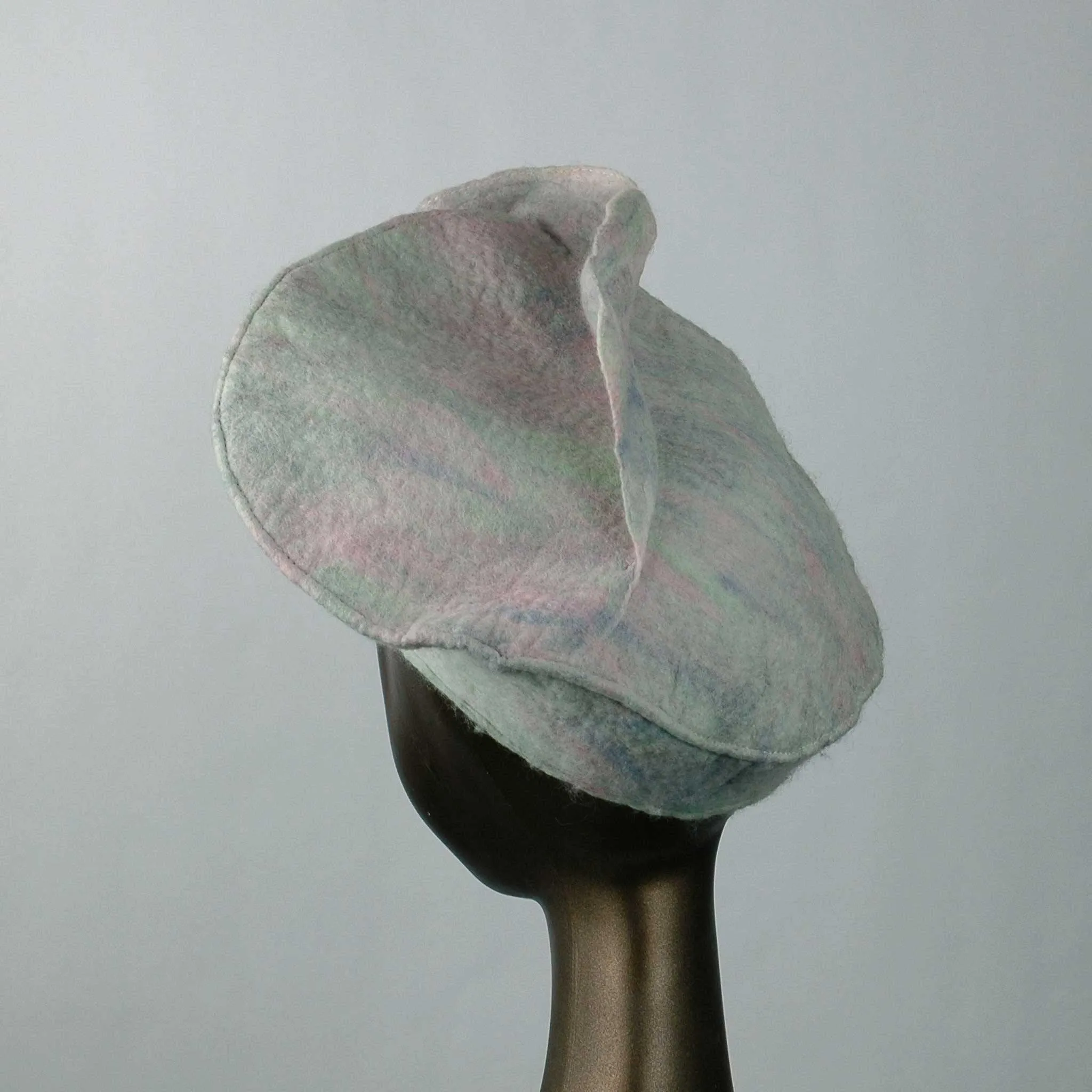 Iridescent White Ruffle Beret