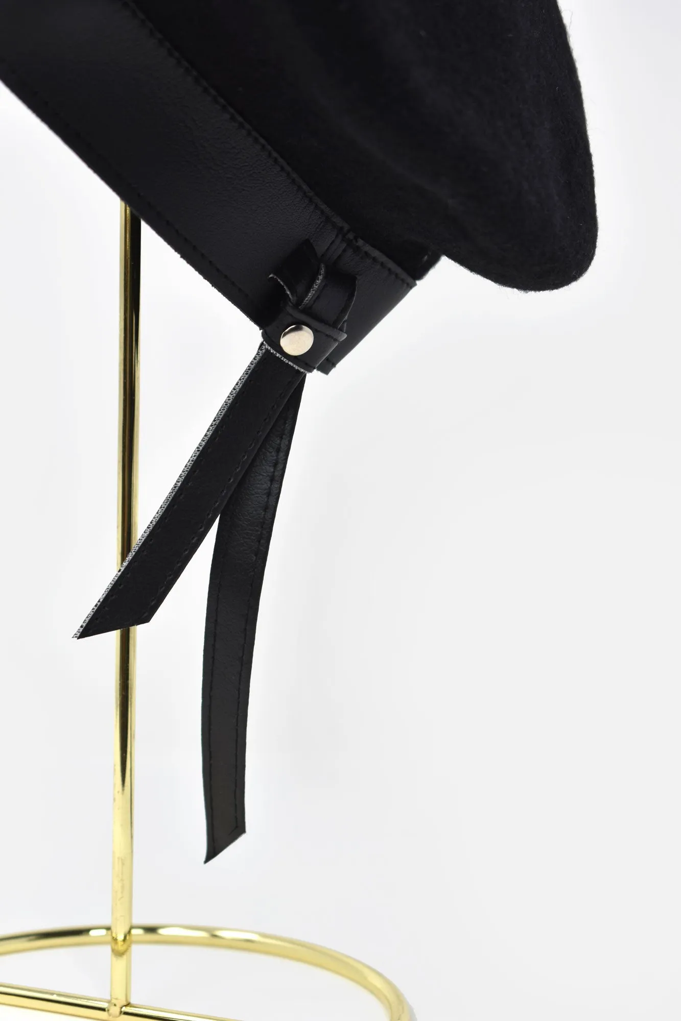 Mylan Black Beret