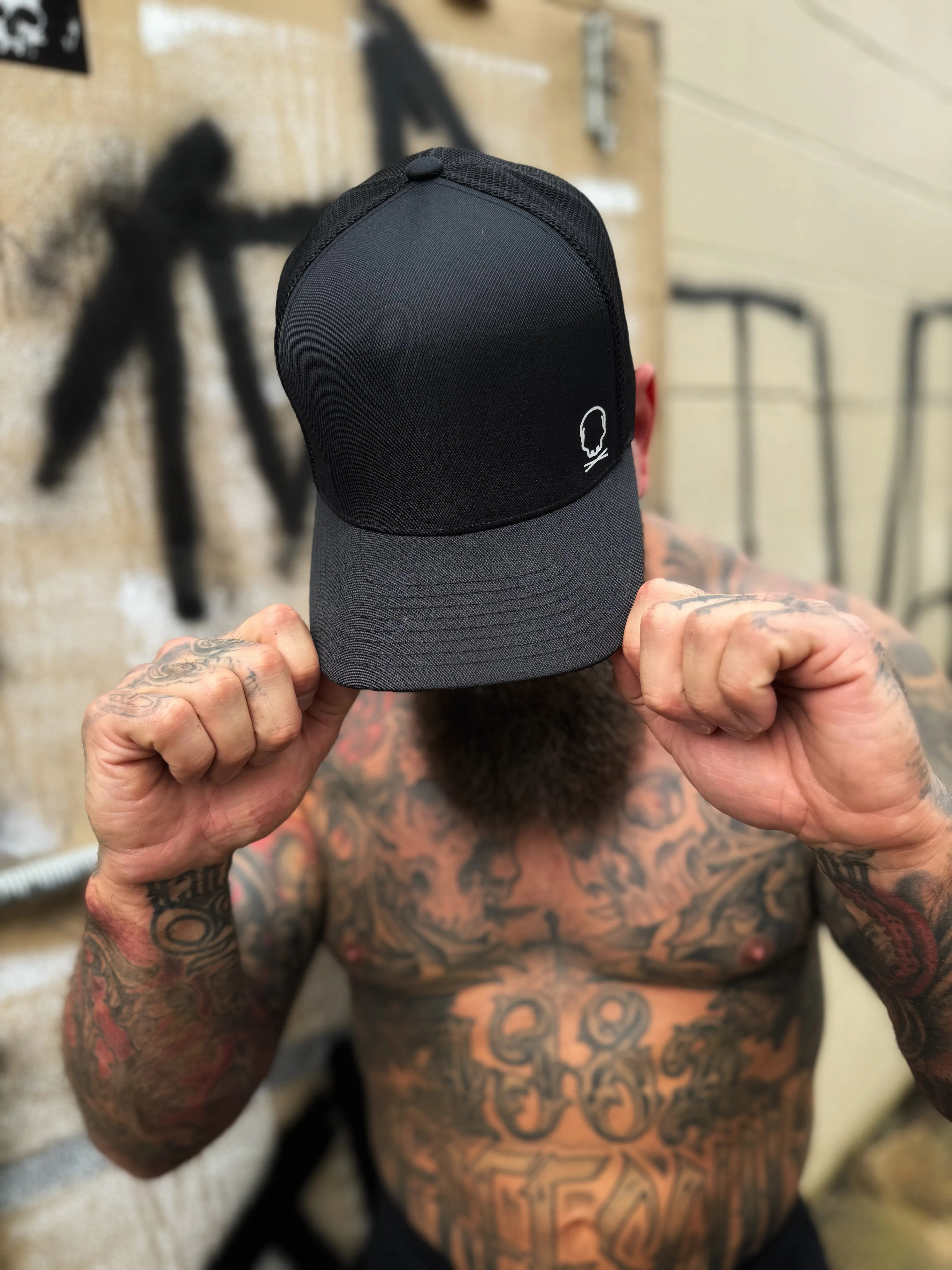 NOBODY SIDE STYLE FLEXFIT HAT