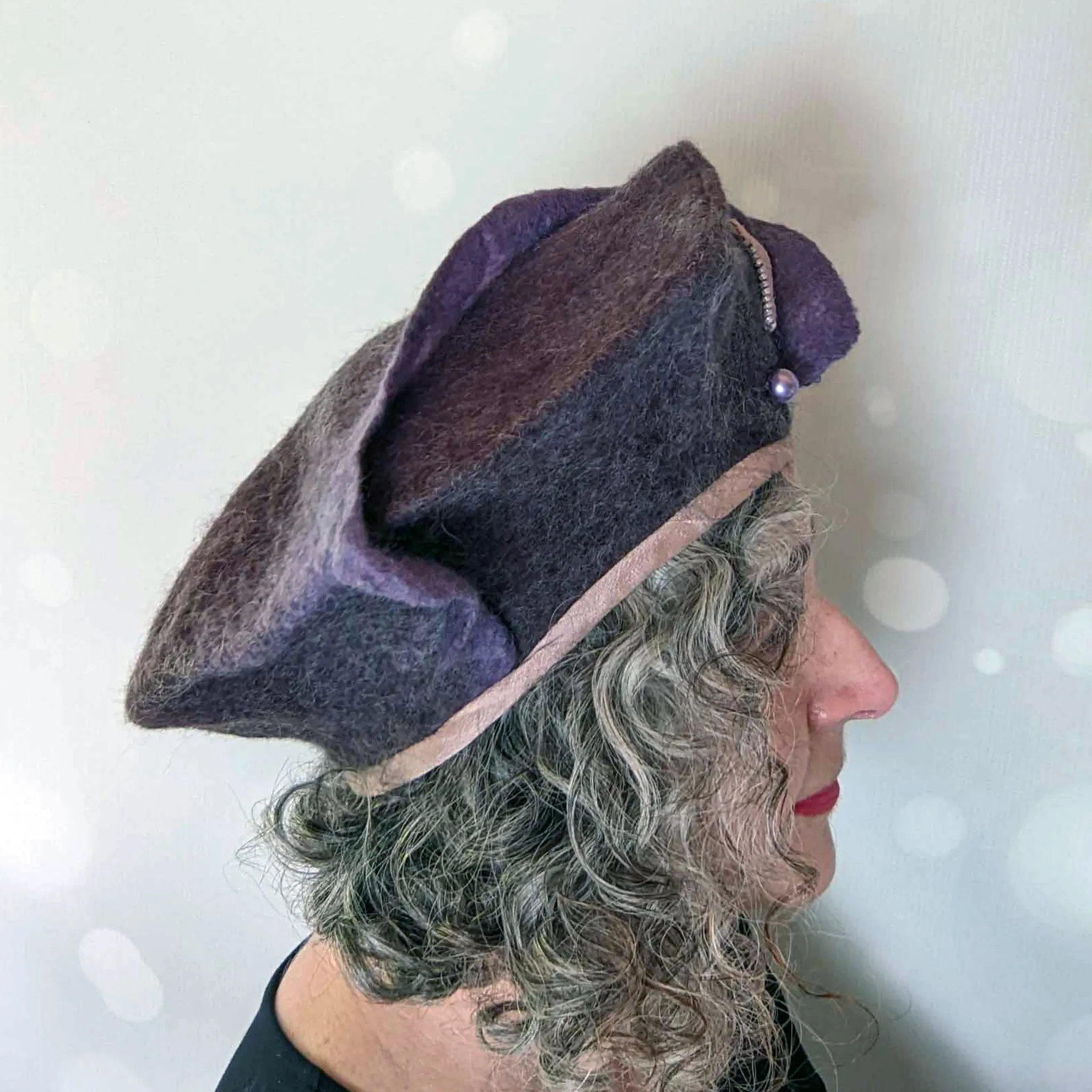 Purple Exclamation Mark Beret
