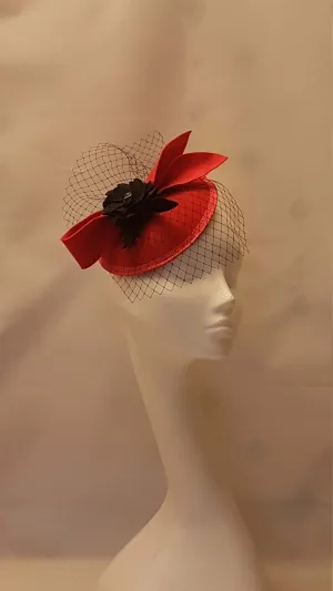 RED & BLACK Birdcage veil Hat with Black,Red felt bow. Wedding, Race,Cocktail,Church hat fascinator