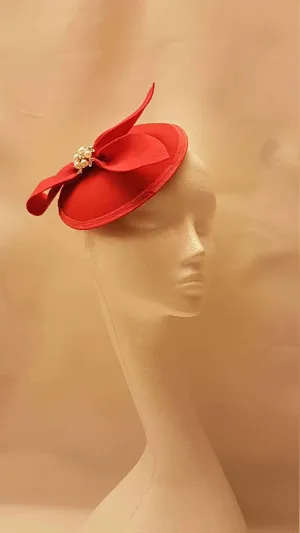 Red Hat fascinator Felt bow Ascot hat fascinator Wedding,Race,Cocktail,Church hat fascinator Custom colour