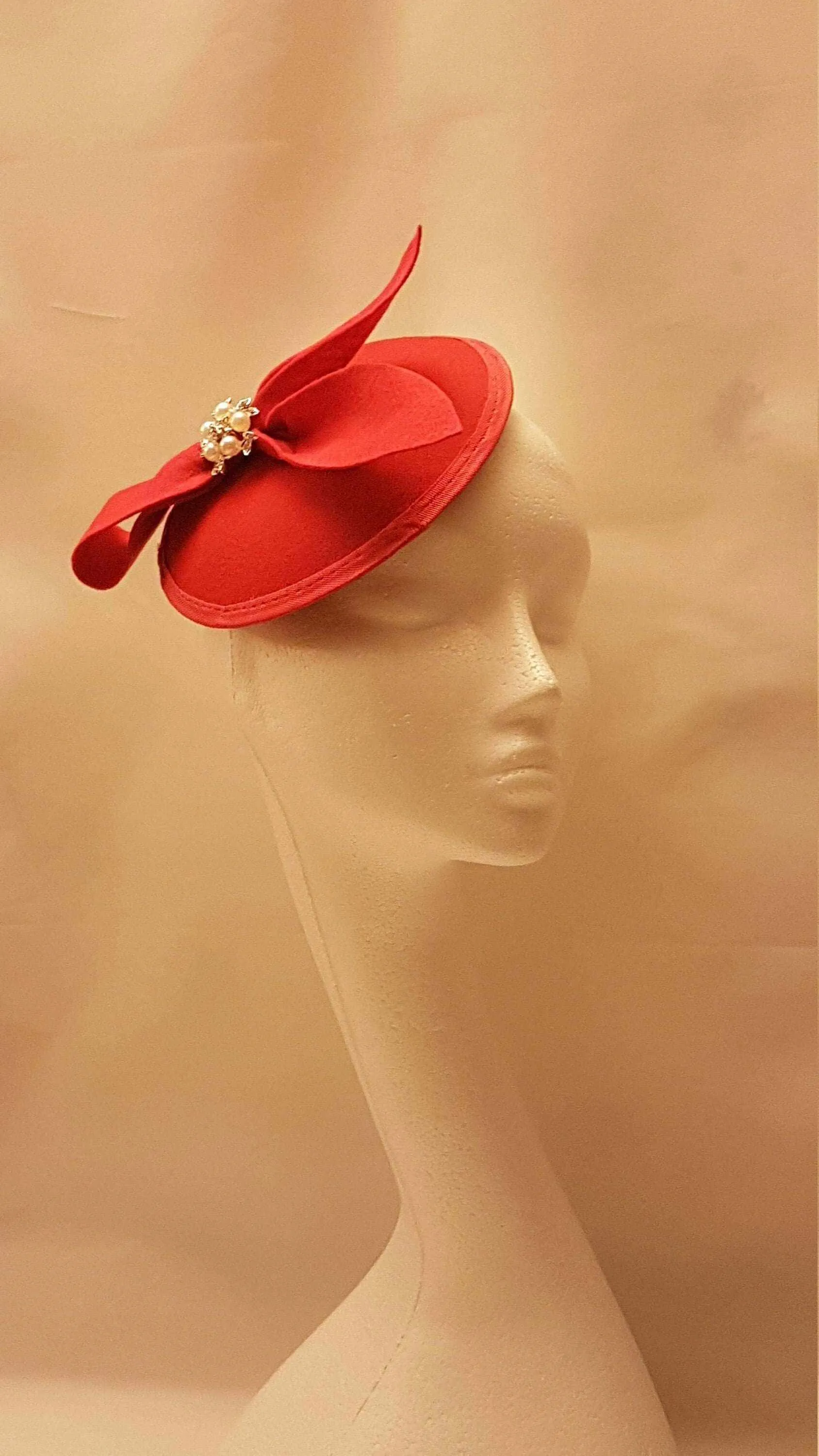 Red Hat fascinator Felt bow Ascot hat fascinator Wedding,Race,Cocktail,Church hat fascinator Custom colour