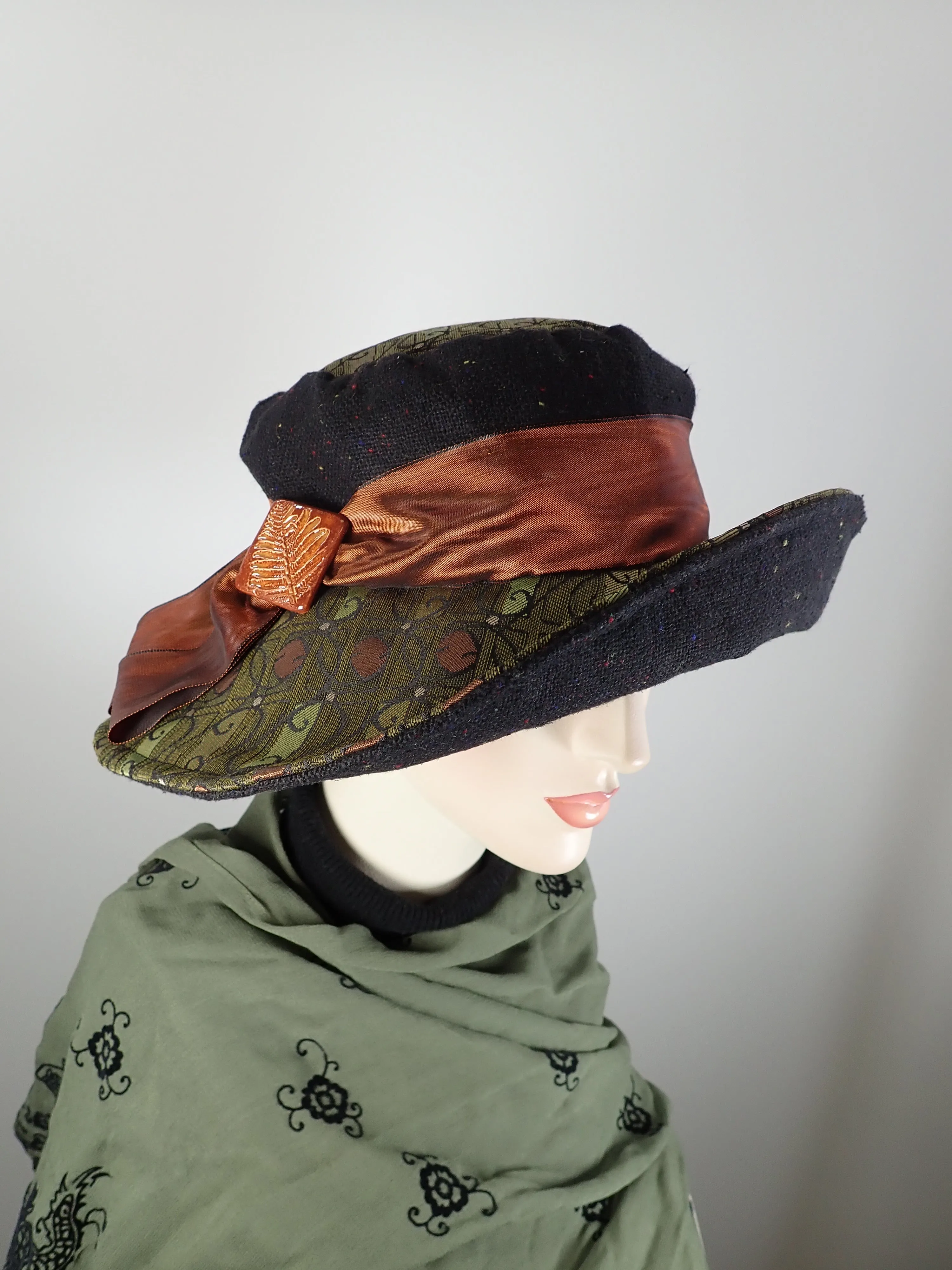 Wool Wide Brim Womens Hat. Ladies Green and Black Warm Winter Brim Hat. Warm Soft Travel Hat Women.