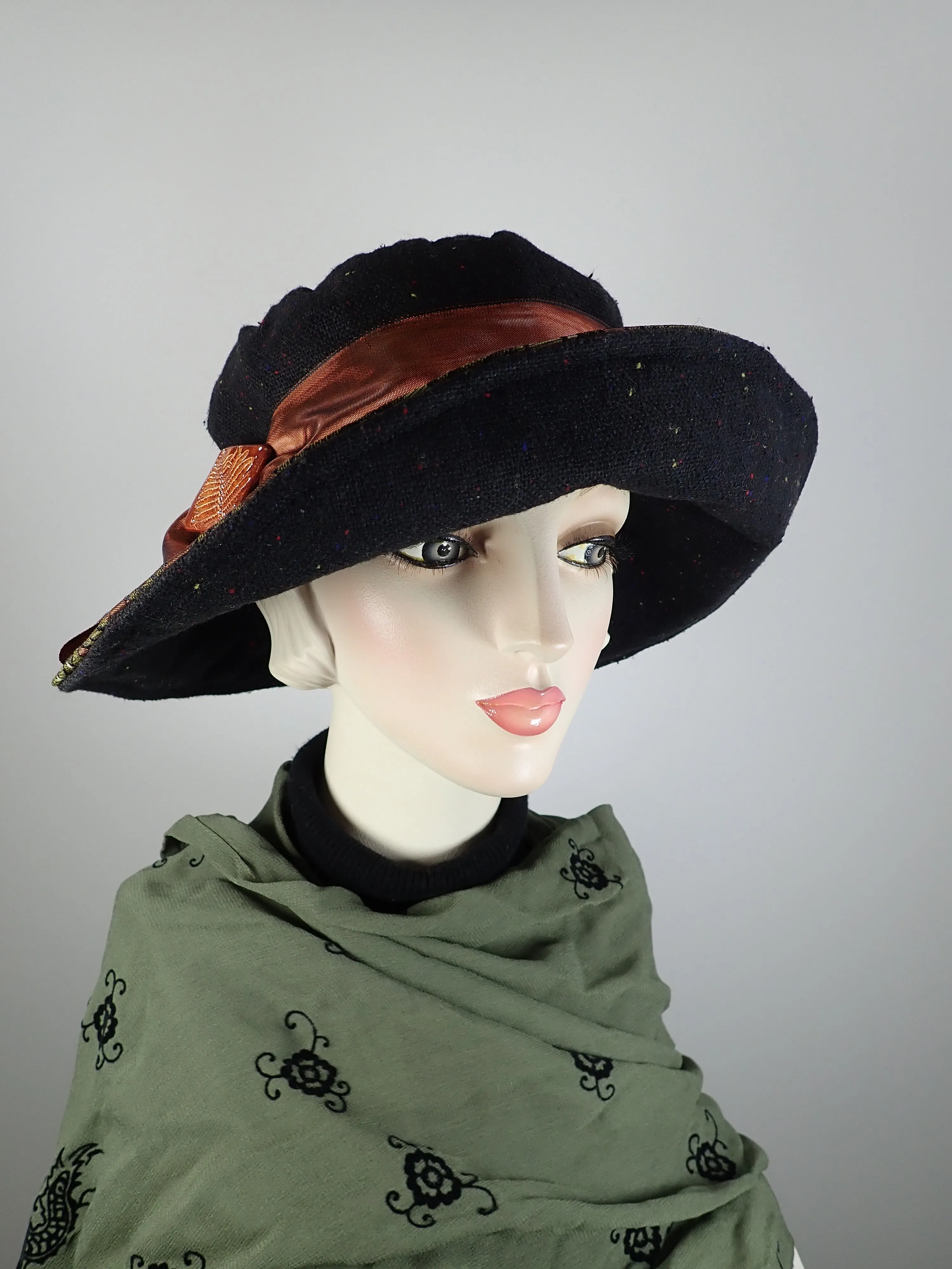 Wool Wide Brim Womens Hat. Ladies Green and Black Warm Winter Brim Hat. Warm Soft Travel Hat Women.