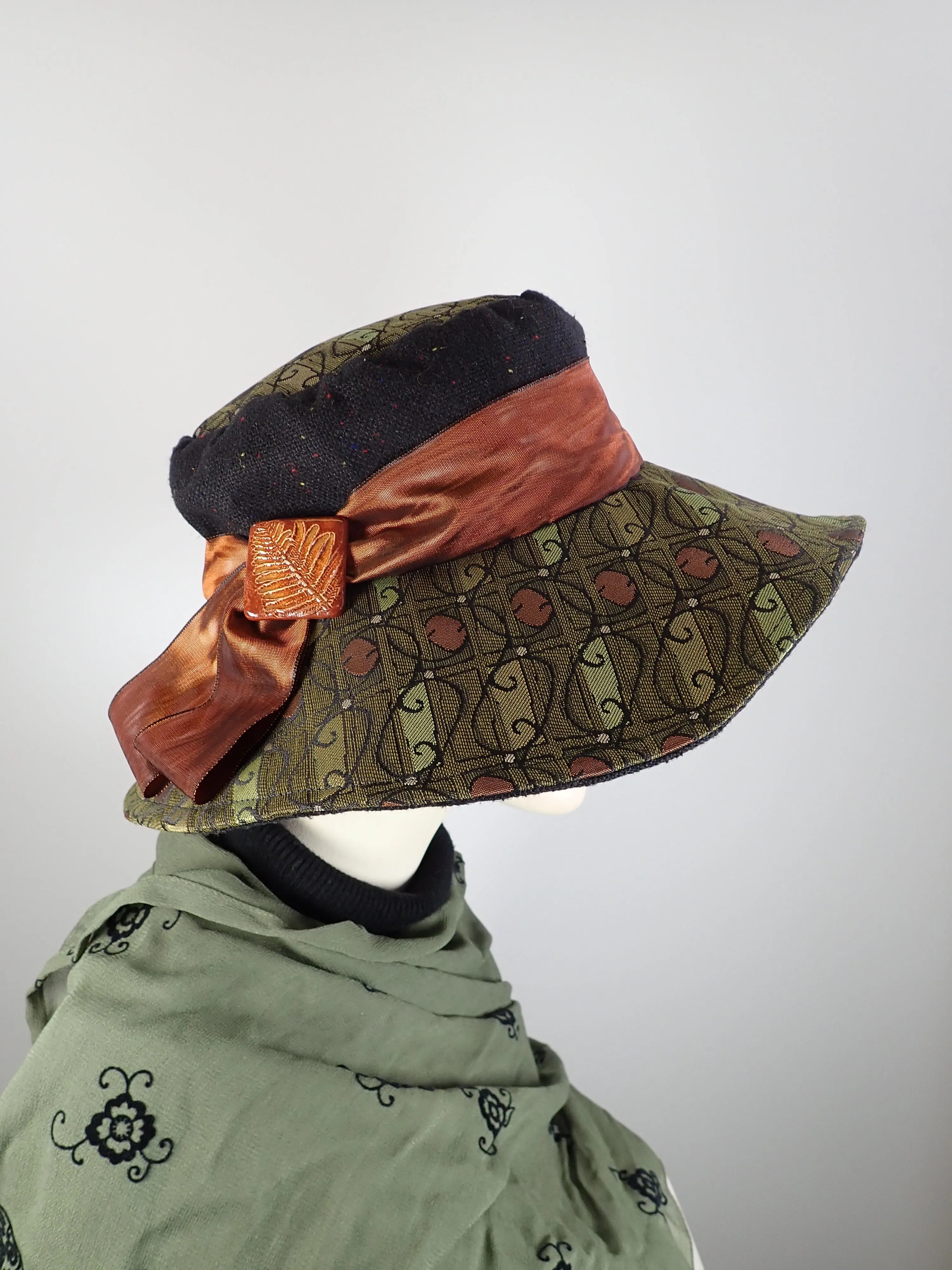 Wool Wide Brim Womens Hat. Ladies Green and Black Warm Winter Brim Hat. Warm Soft Travel Hat Women.